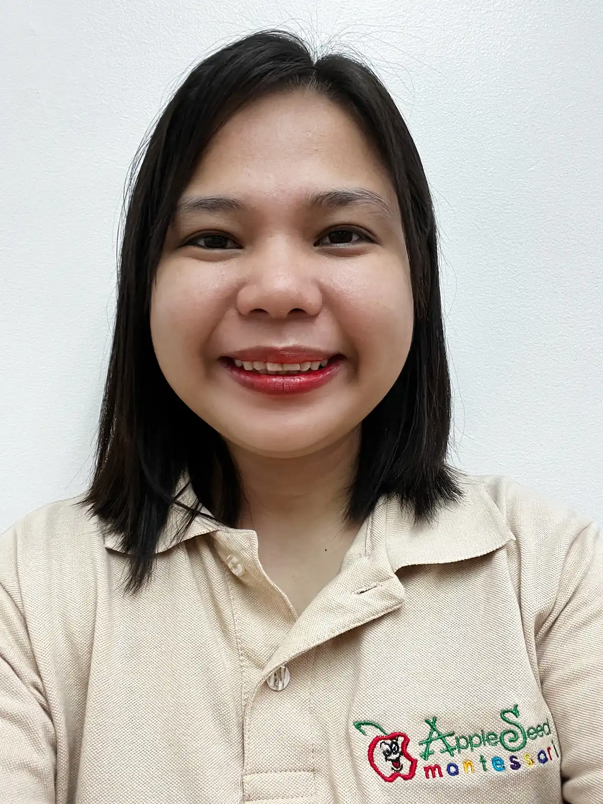 Teacher Zhaira Pilapil